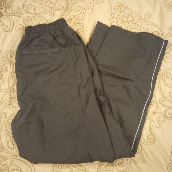 Turfer Athletic Women's Sweatpants - Picture 8 of 8